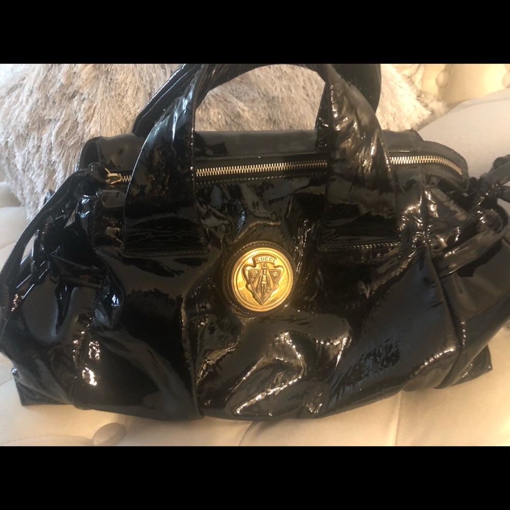 Gucci Hysteria black patent leather handbag